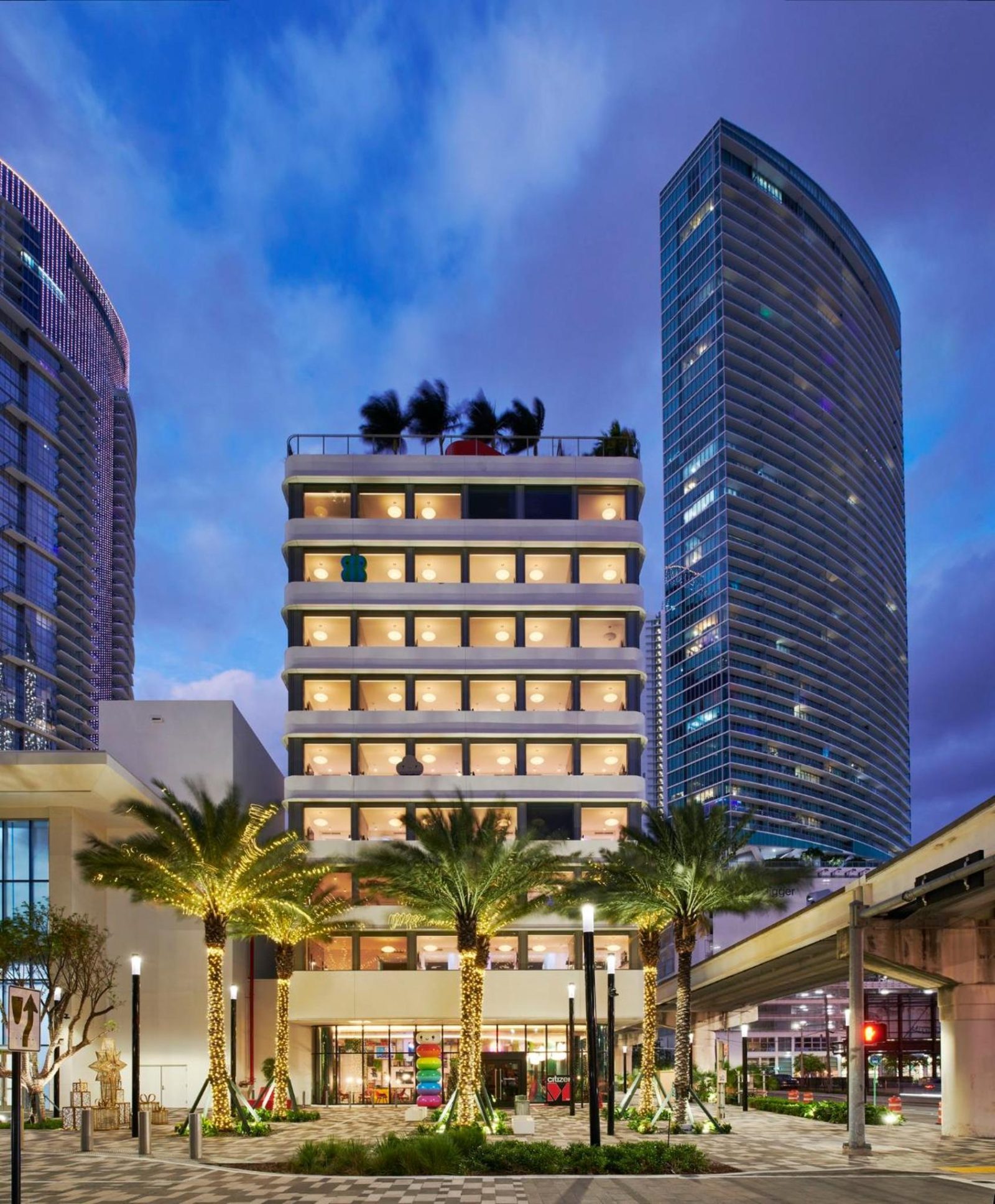 citizenM Miami Worldcenter — photo 2