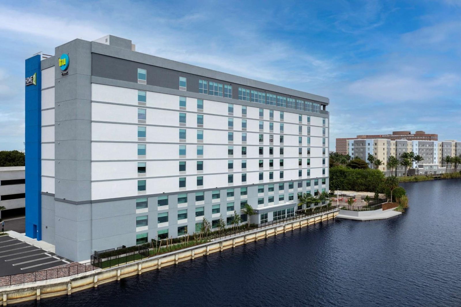 Home2 Suites By Hilton Miami Airport South Blue Lagoon — photo 2