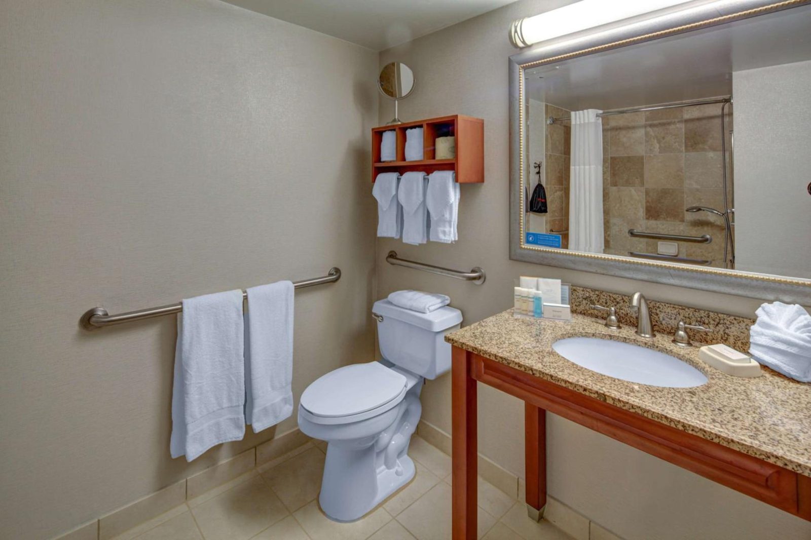 Hampton Inn Miami-Coconut Grove/Coral Gables — photo 6