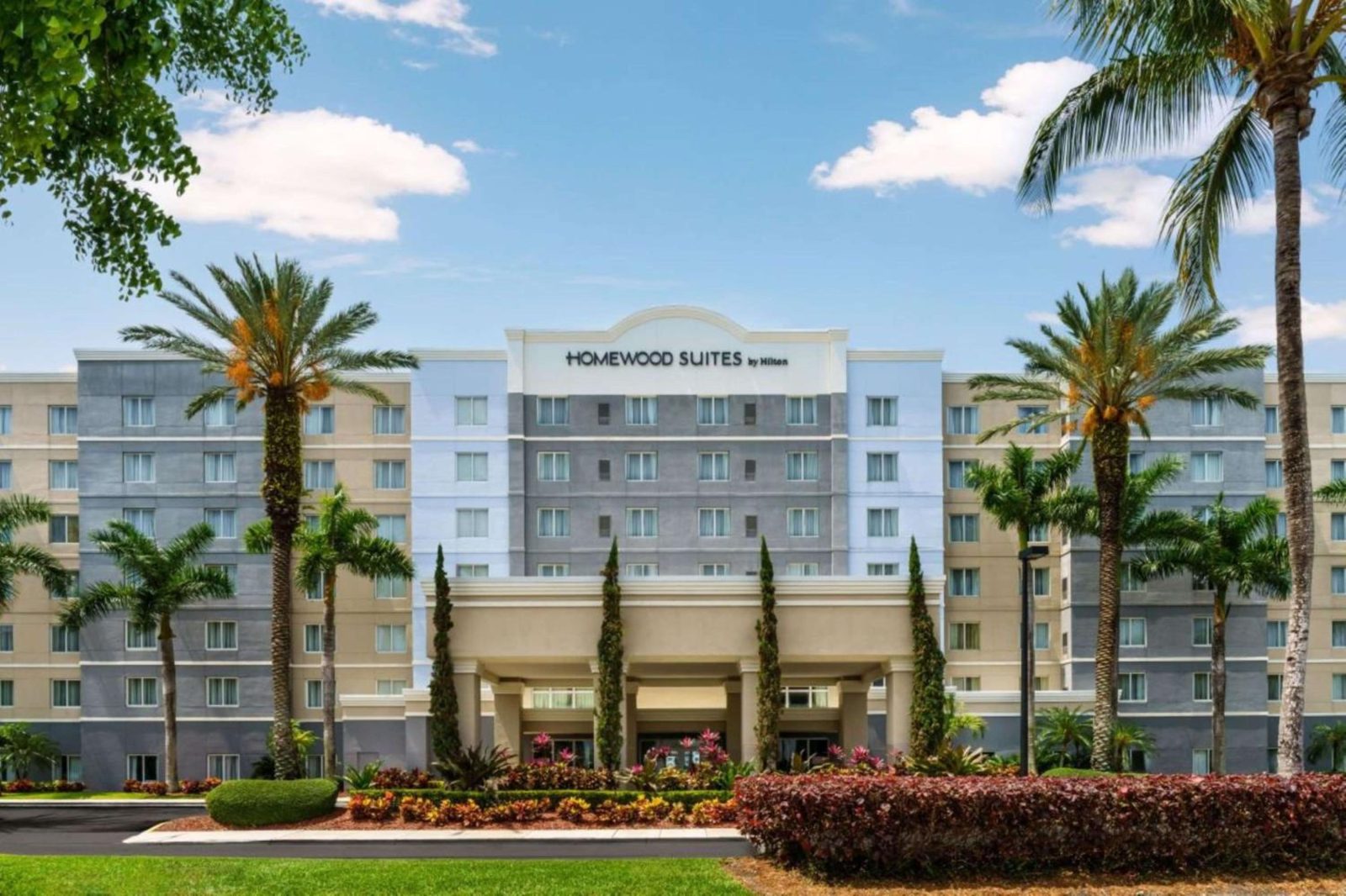 Homewood Suites Miami Airport/Blue Lagoon — photo 2