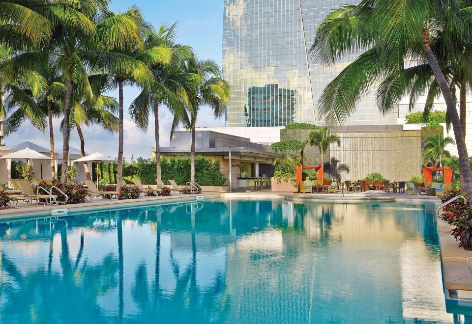 Four Seasons Hotel Miami